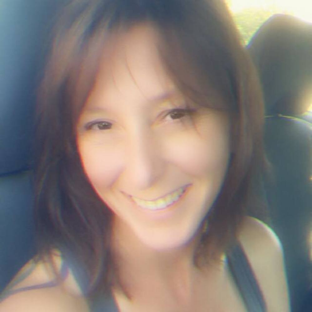 Meet your Posher, Crys